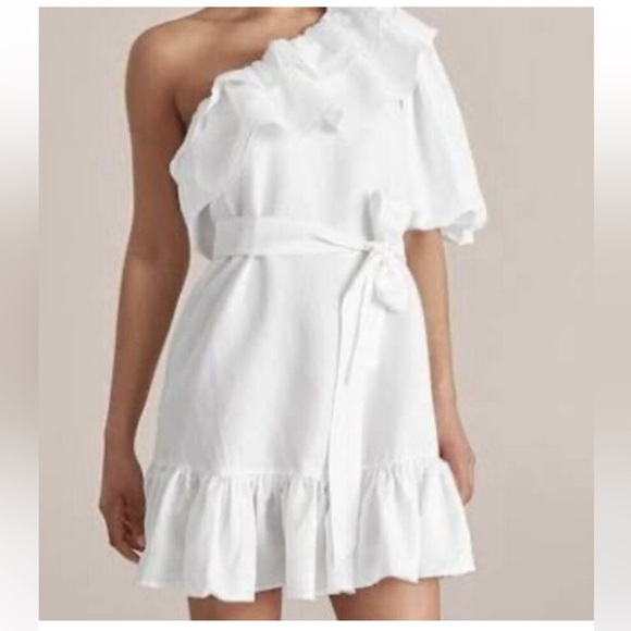 *Host Pick*Elegant White One-Shoulder Dress - Picture 1 of 6